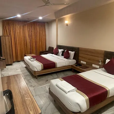 Hotel Vrandavan-3